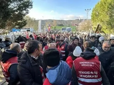 بازداشت کارگران پس از تجمع اعتراضی توسط پلیس ترکیه