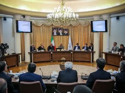  مناطق محروم در اولویت عرضه مستقیم کالاهای اساسی قرار گیرند/ آشفتگی در شبکه توزیع کالا را تحمل نمی‌کنیم