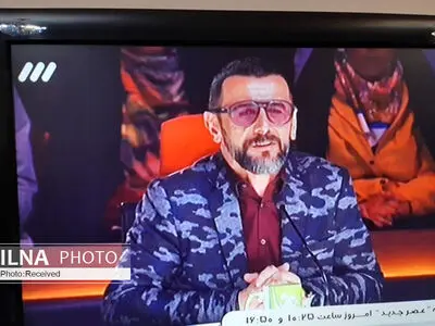 ویروس زودقرمزی یکی از داوران عصر جدید/ بازپخش پایتخت ۶ سانسور شد/ مدیرانی که شبیه آپاندیس و مردمی که شبیه هیپوتالاموس هستند+فیلم