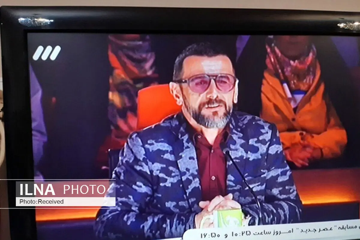 ویروس زودقرمزی یکی از داوران عصر جدید/ بازپخش پایتخت ۶ سانسور شد/ مدیرانی که شبیه آپاندیس و مردمی که شبیه هیپوتالاموس هستند+فیلم