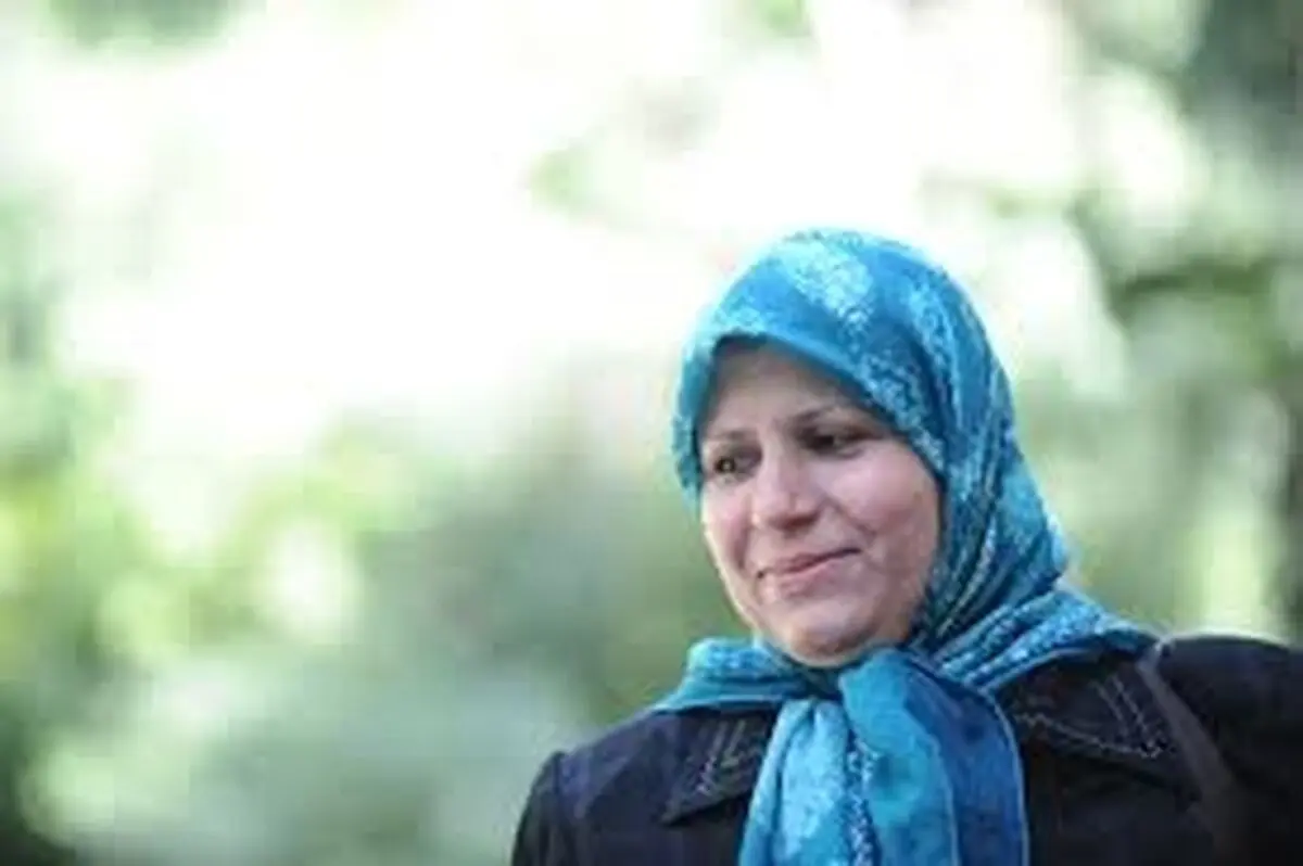 نخستین نشست خانه مینی‌مال نیاوران  در سال 94