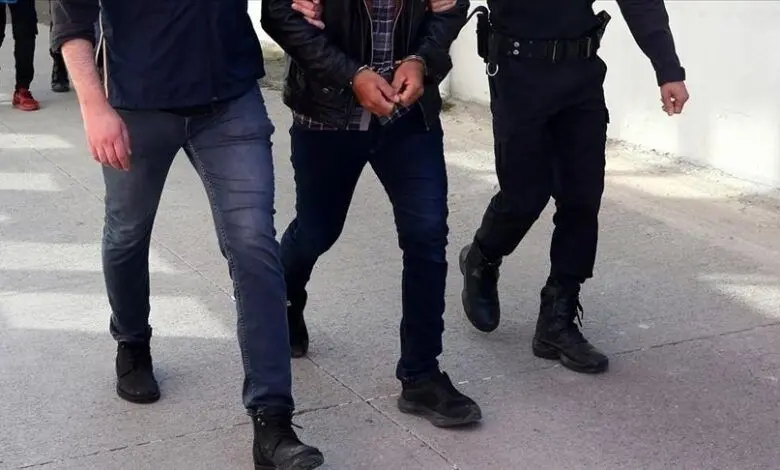 بازداشت ۱۵ مظنون به عضویت در داعش در ترکیه
