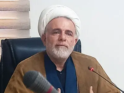  آشفتگی در بازار و معیشت مردم یکی از منکرات بزرگ اقتصادی است
