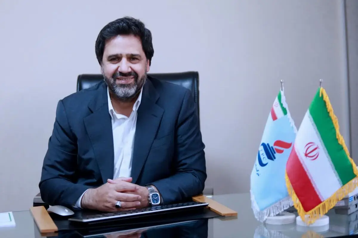  تقدیر از مدیرعامل پتروشیمی تبریز در اجلاس سراسری مدیر موفق ملی