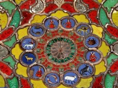 باز زنده‌سازی هنرسنتی نقاشی پشت شیشه در قزوین