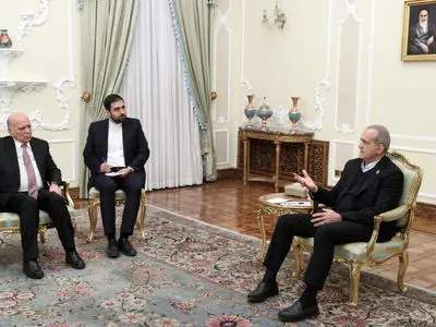 دیدار وزیر خارجه عراق با پزشکیان