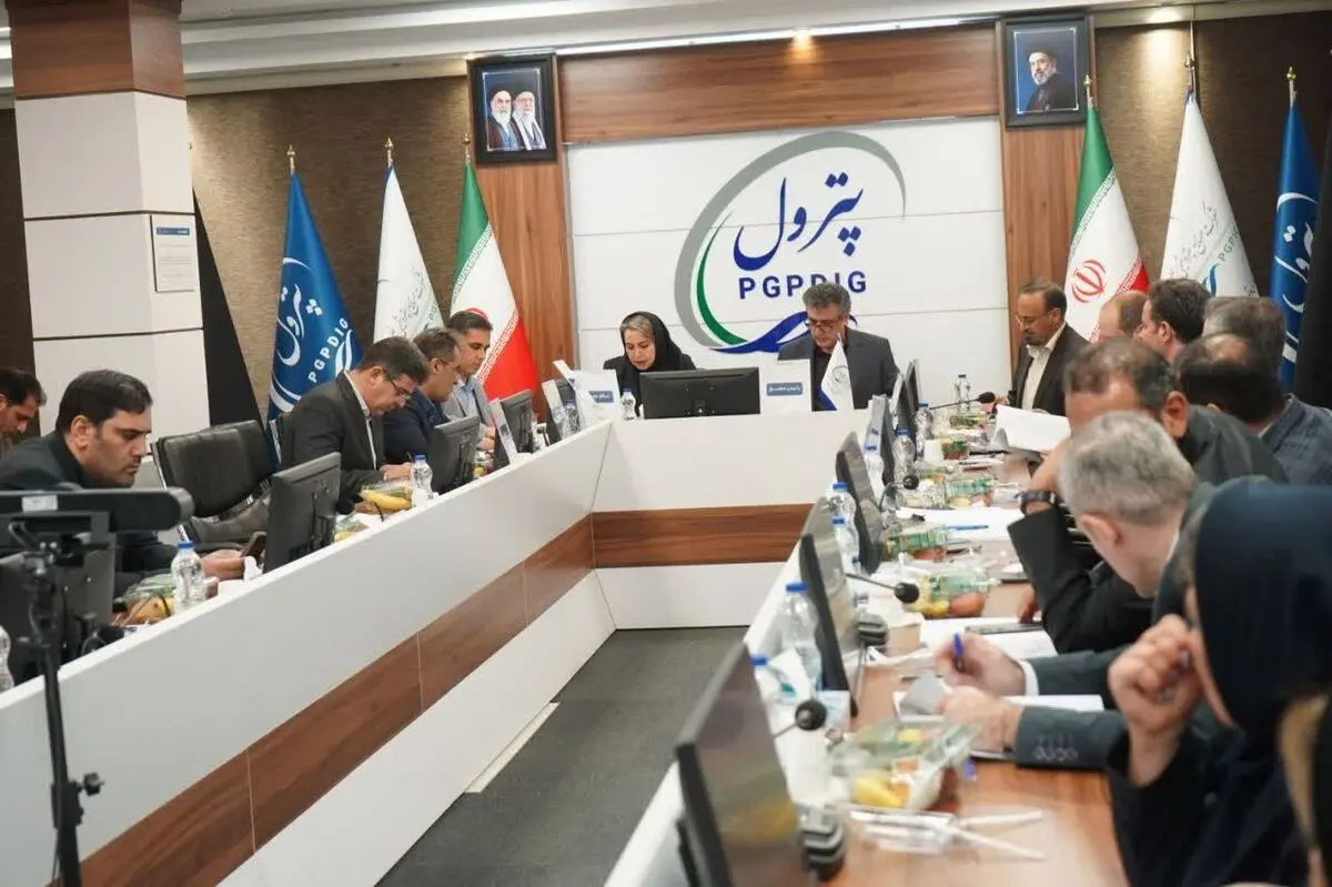 مجمع عمومی عادی سالیانه شرکت پتروشیمی ایلام برگزار شد/ مدیرعامل: سال ۱۴۰۴، سال تثبیت تاب‌آوری عملیاتی و بازگشت به مسیر سودآوری بود