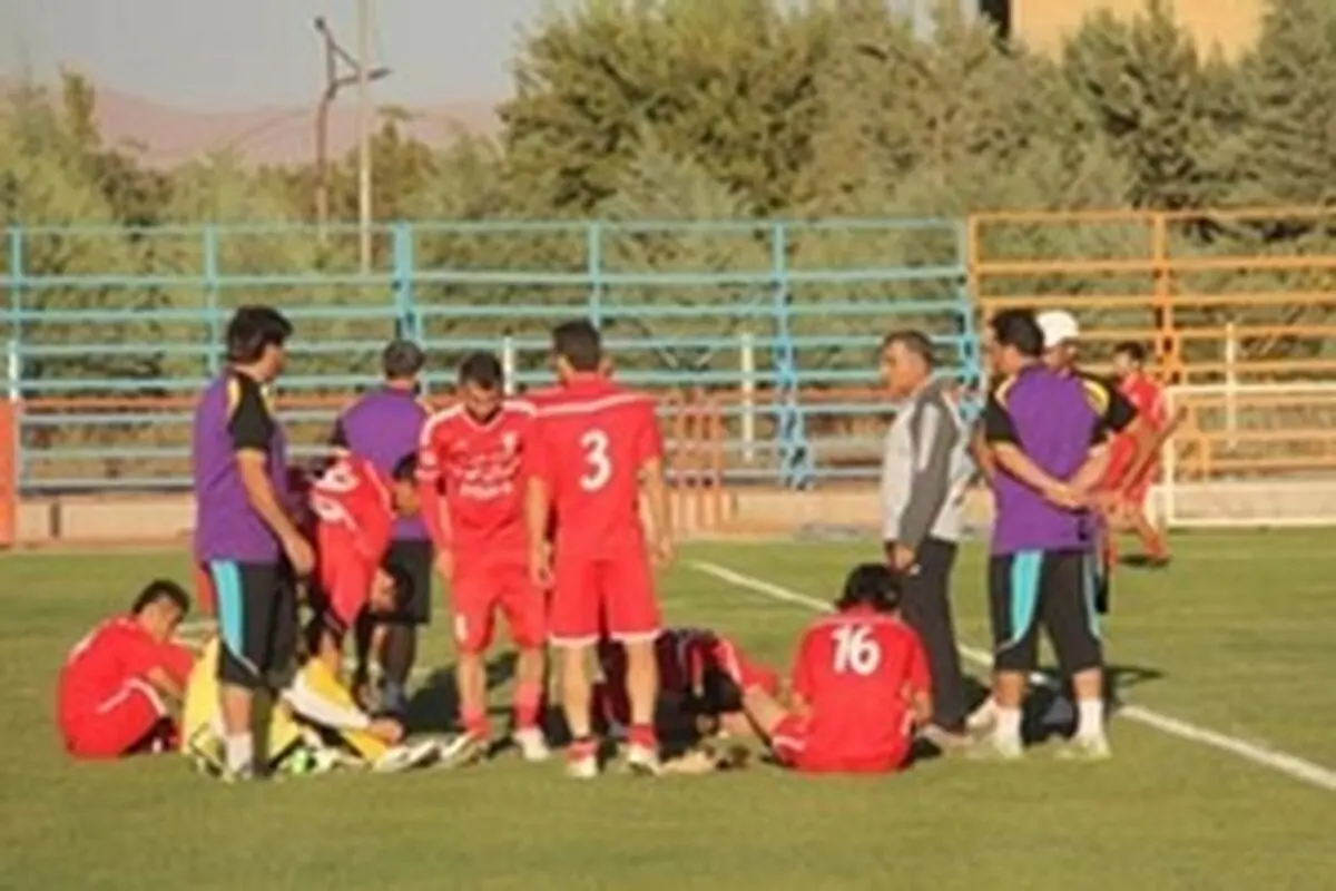 هواداران تراکتور شنبه و یکشنبه‌ها بیایند