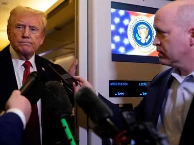 ترامپ: آتشبس در غزه همچنان برقرار است/ عقبنشینی اسرائیل از توقف کمکرسانی به غزه