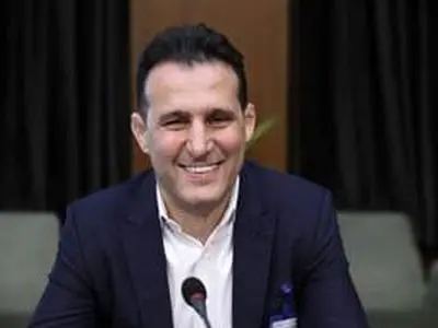 حضور آرش میر اسماعیلی در عملیات امداد و نجات جمعیت هلال‌احمر + فیلم