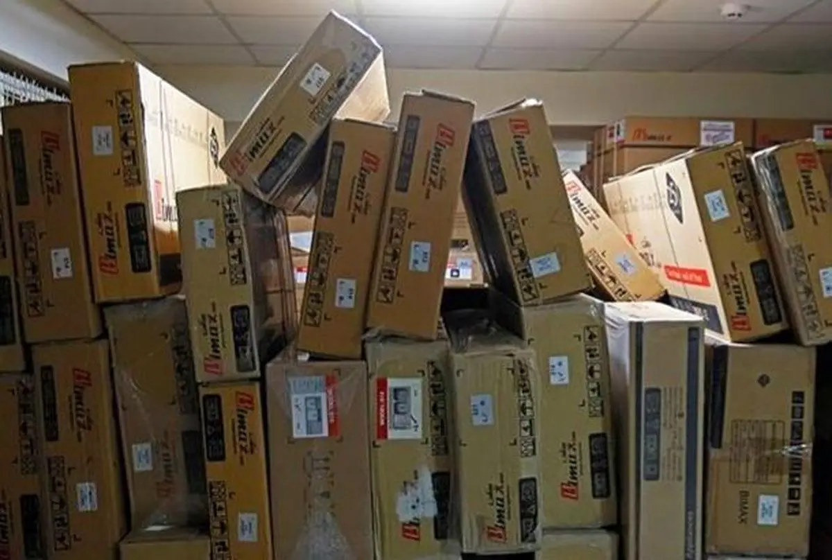 تلویزیون‌های قاچاق در میان بار پستی در ایستگاه بازرسی توره کشف شد