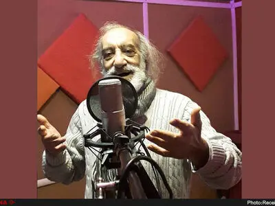 واکنش خواننده «آمریکا، آمریکا، ننگ به نیرنگ تو» به خبر اقامتش در آمریکا: به حال این آدم‌های بدبخت و بیچاره متاسفم 