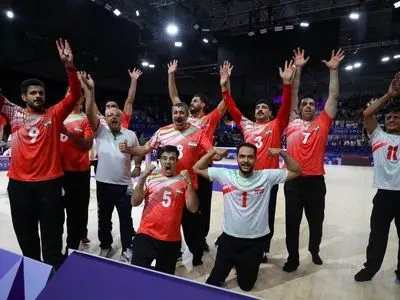 تبریک وزیر ورزش و جوانان به ملی پوشان پرافتخار تیم والیبال نشسته(ویدیو)