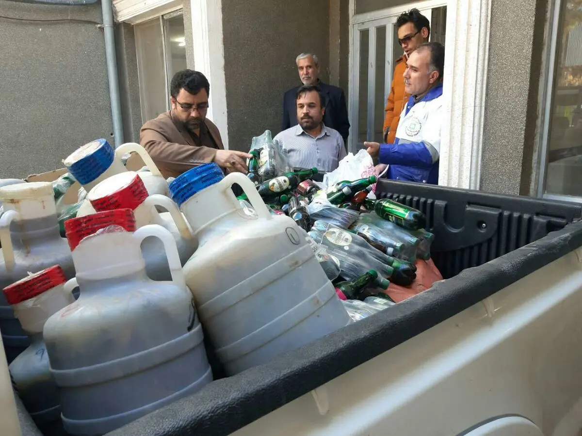 کشف و معدوم کردن ۵۰۰ کیلوگرم مواد غذایی تاریخ مصرف گذشته در تربت‌جام