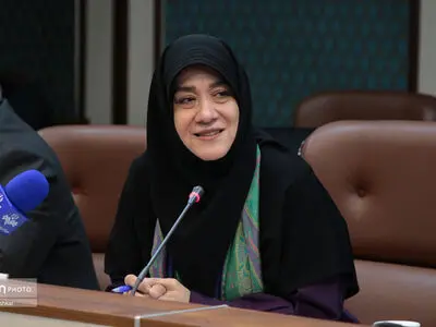 آغاز دیپلماسی صنایع‌دستی با کشورهای حاشیه خلیج‌فارس/ حضور ۳ میلیون گردشگر در کارگاه‌های صنایع‌دستی نوروزی