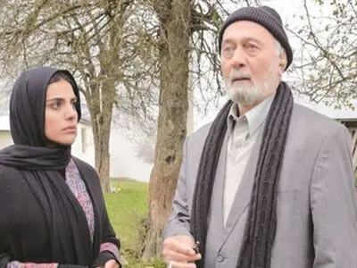 پخش فیلمی با بازی پرویز پورحسینی از آی‌فیلم