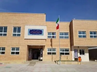 منابع مالی و اعتباری در راستای نوسازی مدارس باید تأمین شود