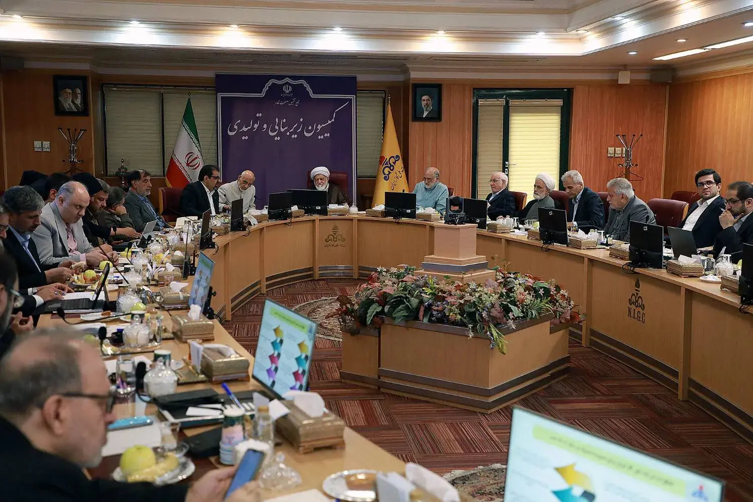 در جلسه کمیسیون زیربنایی مجمع تشخیص و معاونان وزارت نفت و نیرو، ناترازی‌های انرژی بررسی شد