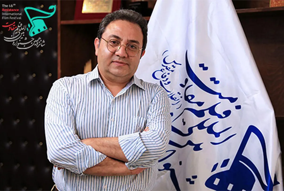 مردم هنوز به قهرمان‌های آن دوره تعصب دارند