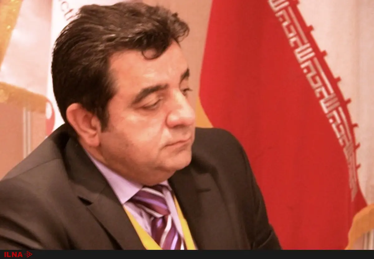 خروج دولت از بازار به نفع نظام است/ مشکلات اقتصادی با دستور حل نمی‌شود