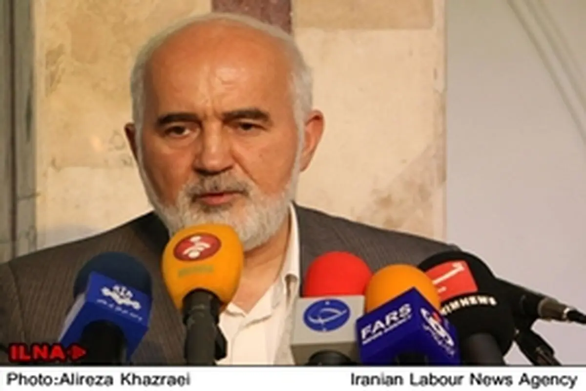 دولت قبل در فساد بابک زنجانی مقصر است / اسناد جعل شناسنامه برای باز کردن حساب از زنجانی داریم