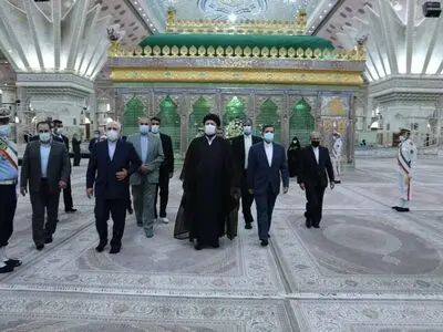ظریف با آمان‌های بنیانگذار انقلاب اسلامی تجدید میثاق کرد