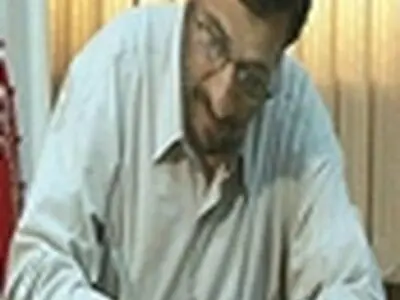 احمدی‌نژاد درگذشت پدر شهیدان بارفروش را تسلیت گفت