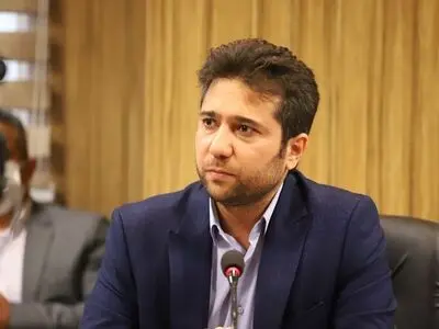 مدیری که نمی‌تواند همسو باشد ؛ خودش کناره‌گیری کند/ نگذارید شورا  شما را عزل کند