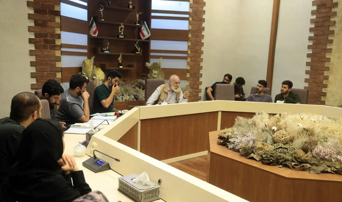 نقد میرشکاک بر زندگی در قفسِ تمدنِ تکنیکی