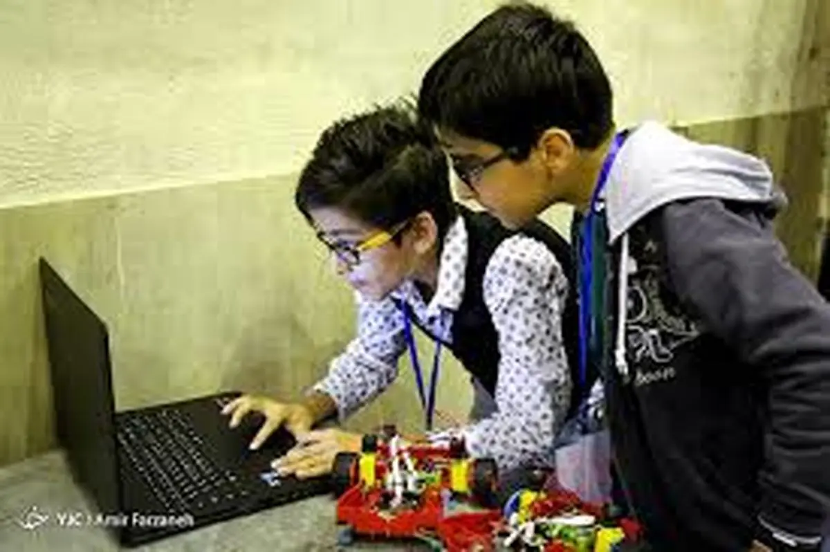 برگزاری اولین دوره مسابقات رباتیک دانش آموزی در تبریز