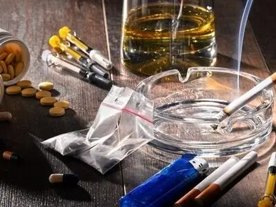اعتیاد و بحران جمعیتی 2 تهدید جدی برای سرمایه انسانی آینده کشور / تأثیرگذاری 3 عامل در بروز اعتیاد