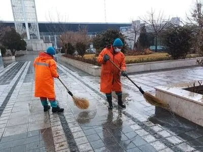 جزئیات افزایش حقوق پاکبان‌های تهران در سال ۱۴۰۳/ آماده جایگزینی نیروهای ایرانی با اتباع هستیم 