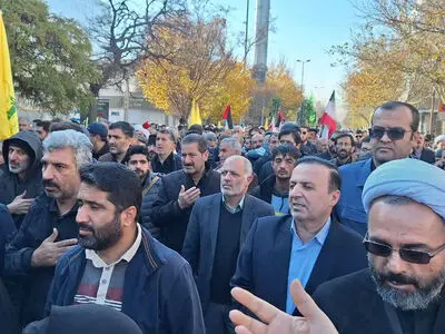 در شرایط کنونی هر چه داریم به ویژه امنیت کشور به برکت خون شهدا است
