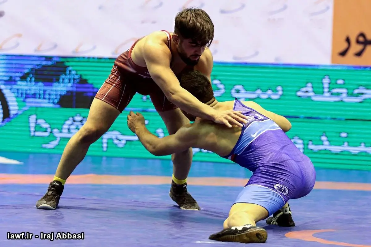 لیگ برتر کشتی آزاد؛ پیروزی خیبر خرم آباد برابر ستارگان پاس ساری 