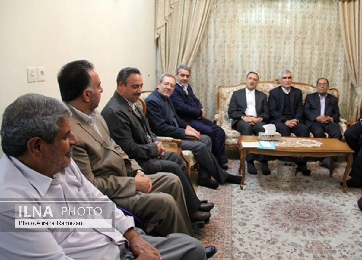 دیدار وزیر آموزش و پرورش با 3 تن از فرهنگیان جانباز قطع نخاع