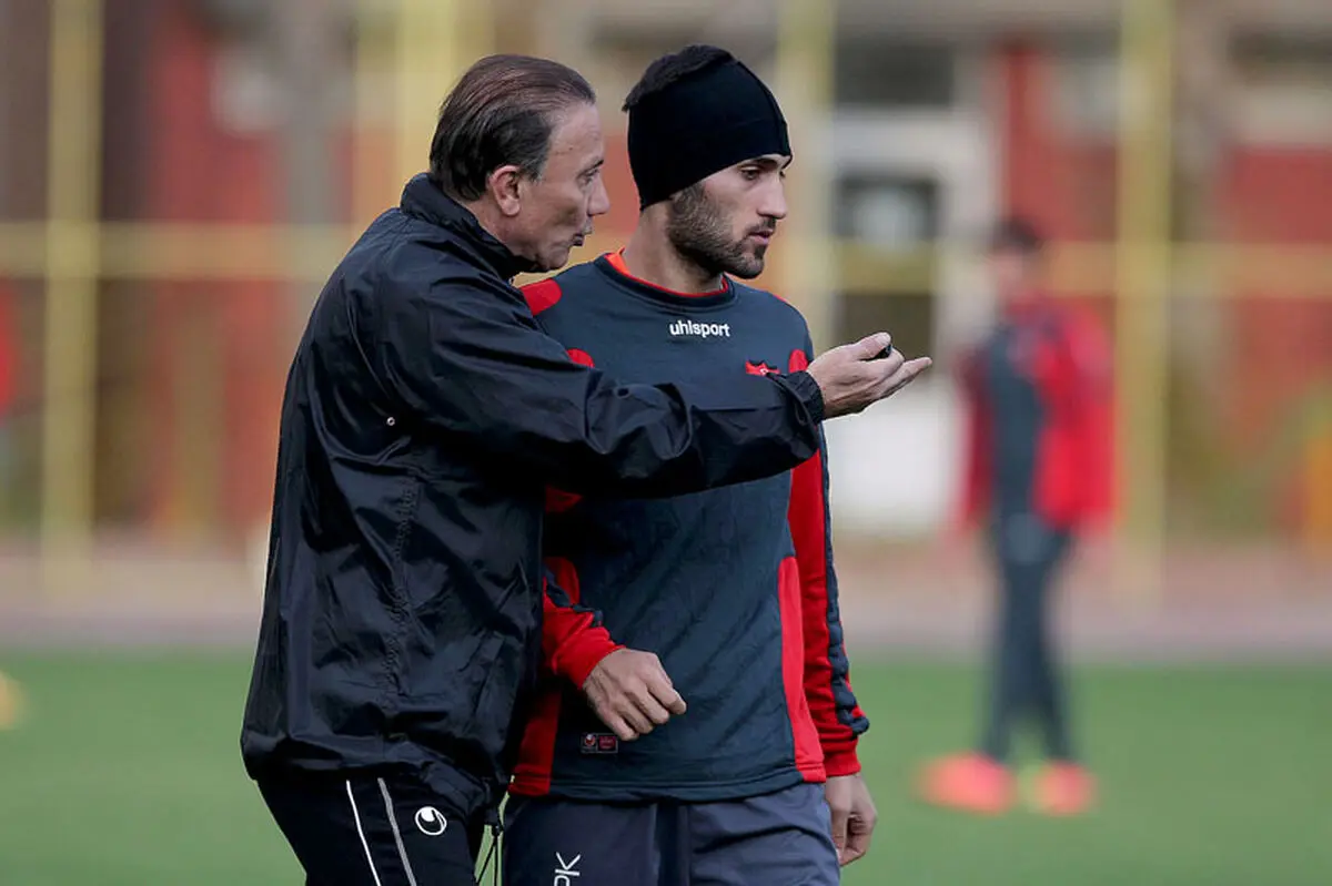 پرسپولیسی‌ها علیه پرسپولیس