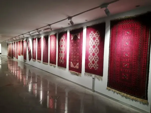 افتتاح نمایشگاه قالی بلوچ با عنوان هزار نقش خاطره‌ انگیز در نگارخانه موزه بزرگ خراسان