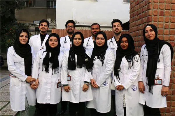 نحوه پذیرش دانشجوی خارجی علوم پزشکی تغییر کرد؛ منع پذیرش اتباع مهاجر

