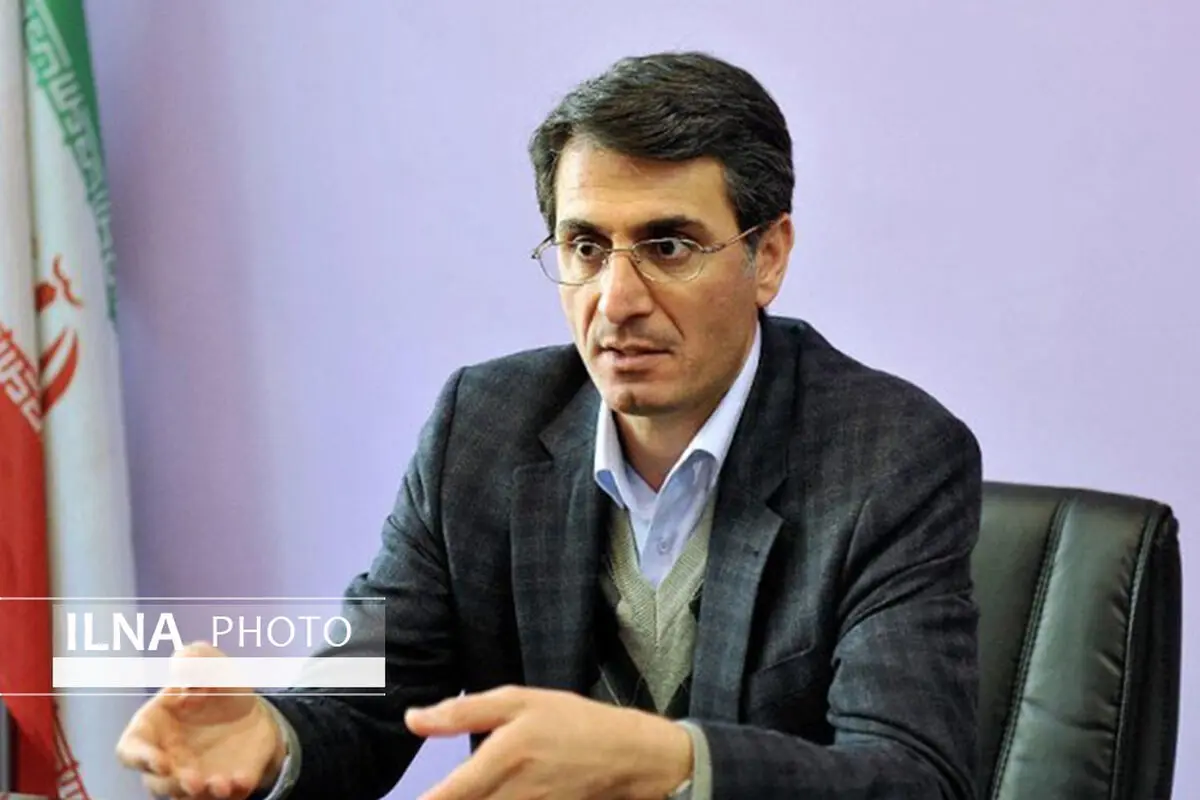 گرافیک شهری نیاز دائمی به آثار هنرمندان گرافیک دارد/ «سرو نقره‌ای» بانک اطلاعاتی خوبی برای سازمان‌ها است