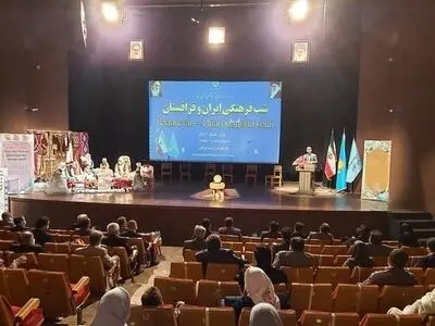 آمادگی داریم سالانه میزبان هفته فرهنگی ایران و قزاقستان باشیم/گردشگری منطقه‌ای موضوع بسیار مهمی برای میراث فرهنگی است