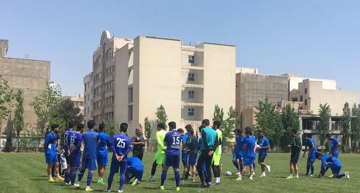 کاوه بود اما تمرین نکرد/ تشویق هواداران یک روز پس از شکست (عکس)