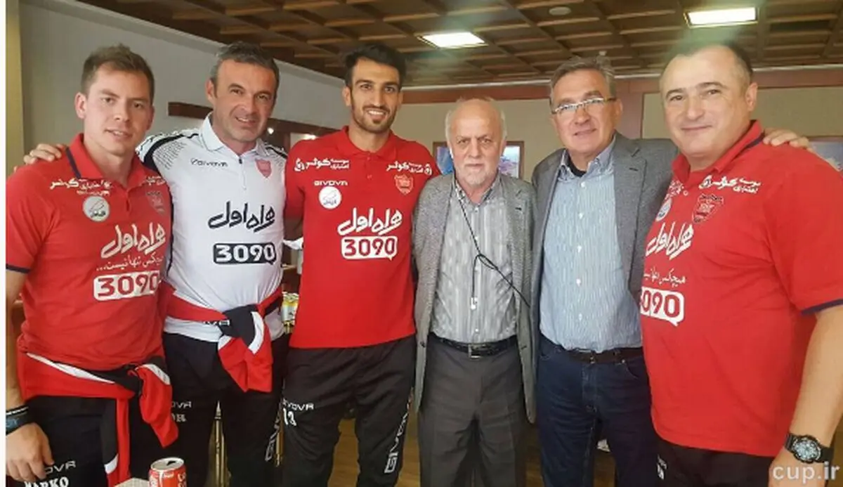 حضور کاپیتان و سرمربی پرسپولیس در تلویزیون عمان +عکس