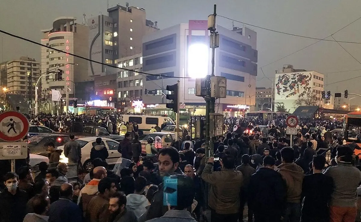 سیاه‌نمایان و تولیدکنندگان اخبار منفی امروز پرچم تولید خبر خوب و امیدآفرین را بالا برده‌اند
