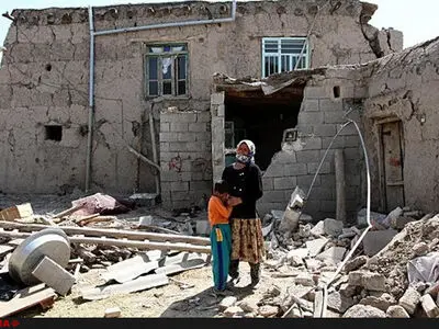 عدم آنتن‌دهی تلفن همراه در مناطق زلزله‌زده/ آغاز عملیات احداث ۱۸۵۰ واحد مسکونی