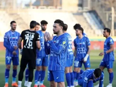 پیروزی یک‌ نیمه‌ای استقلال برابر شمس‌آذر قزوین