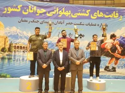 شکست رقبا در میدان اردبیل؛ البرز بر سکوی طلایی کشتی پهلوانی نشست