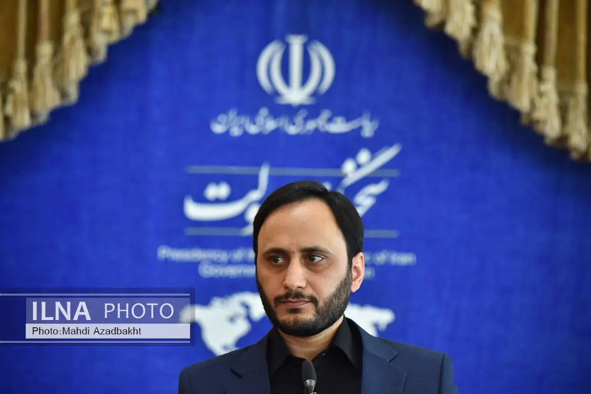 اعتراض بهادری جهرمی به خشونت علیه زنان در فرانسه
