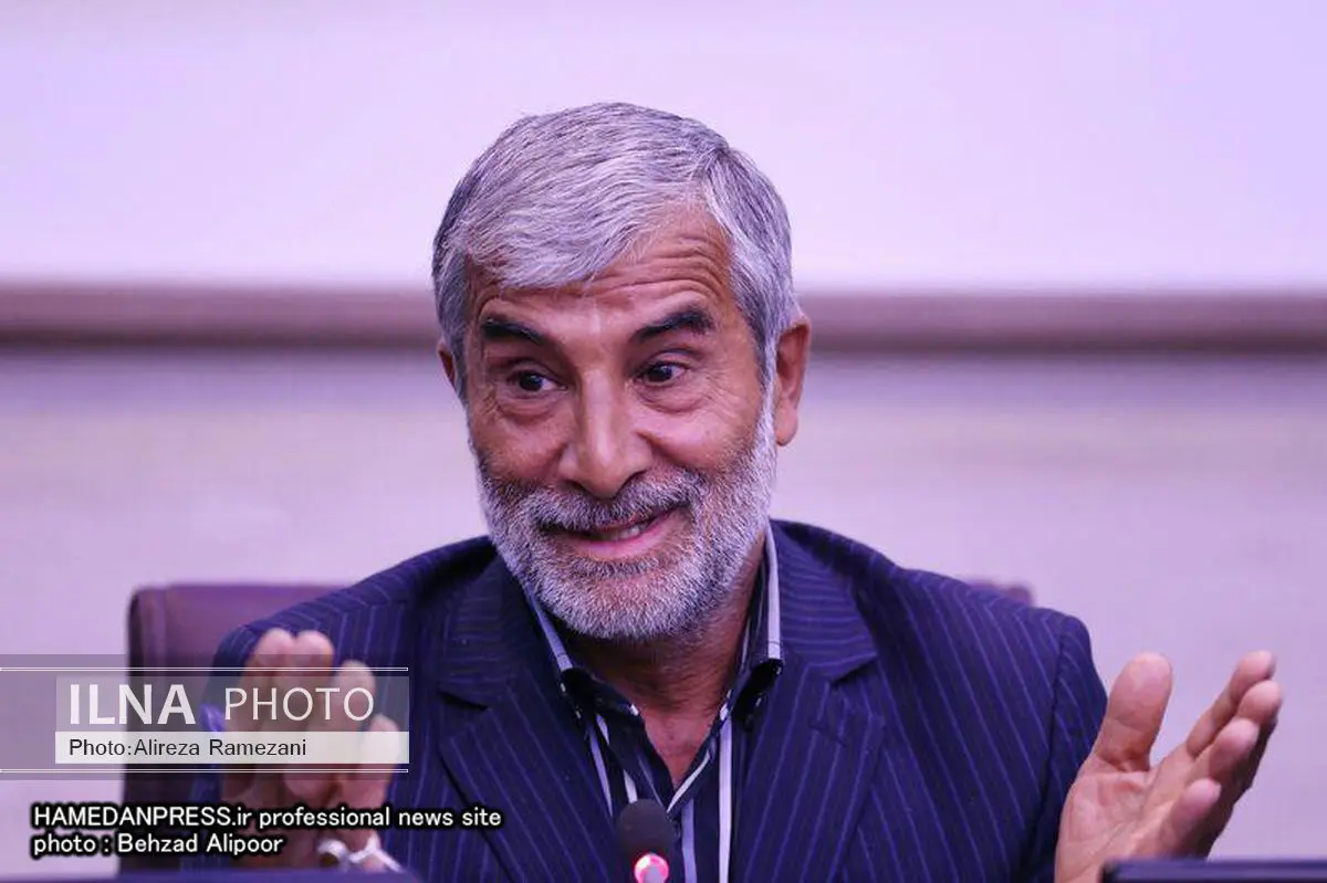 دولت حقوق کلان شهر شدن همدان را اعمال کند