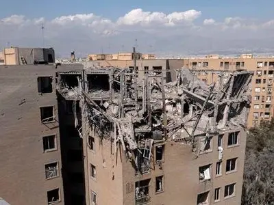 بازسازی مناطق آسیب دیده از جنگ تسریع یابد/اولویت اسکان خانواده های آسیب دیده و بازگشت سریع به شرایط عادی