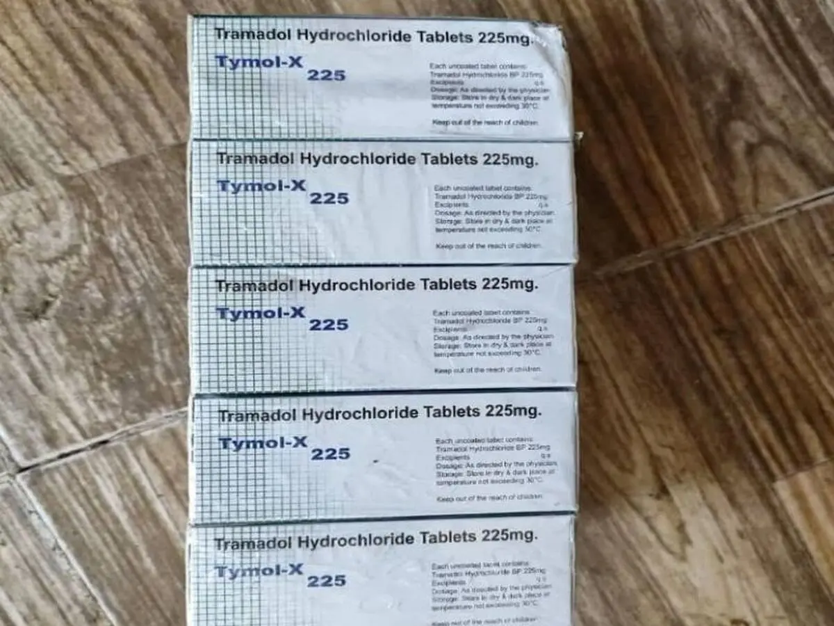 جاساز ۵۴ هزار عدد قرص غیرمجاز در باک اتوبوس